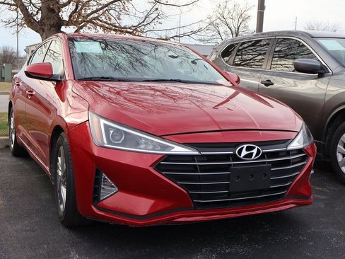 Used 2020 Hyundai Elantra SEL image 1
