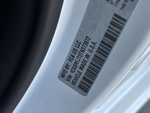 New 2026 RAM 1500 Laramie AWD/4WD image 27