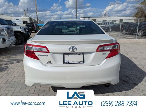 Used 2012 Toyota Camry SE image 4