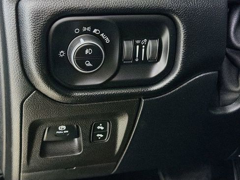 Used 2020 RAM 1500 Laramie image 12