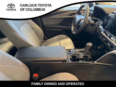Used 2025 Toyota Camry LE FWD image 22