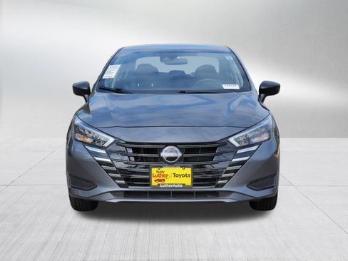 Used 2025 Nissan Versa S w/ Trunk Package FWD image 2