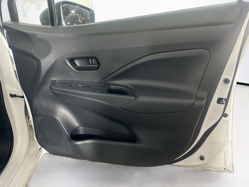 Used 2024 Nissan Versa S w/ Trunk Package FWD image 29