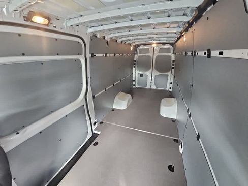 Used 2024 Mercedes-Benz Sprinter 3500 image 11