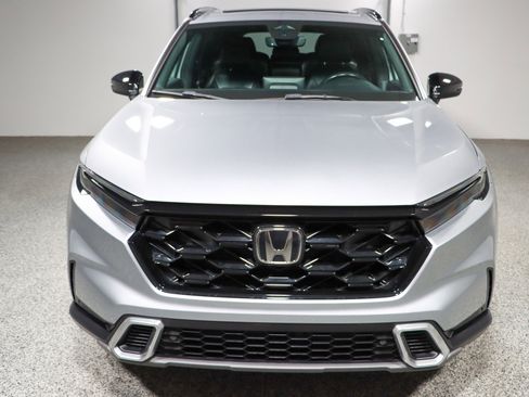 Used 2023 Honda CR-V Sport Touring image 4