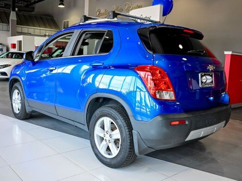 Used 2015 Chevrolet Trax LT w/ LT Sun and Sound Package AWD/4WD image 7