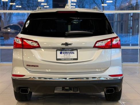 Used 2020 Chevrolet Equinox Premier w/ Premier Redline Edition image 10