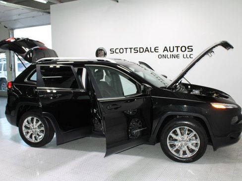 Used 2014 Jeep Cherokee Limited image 18