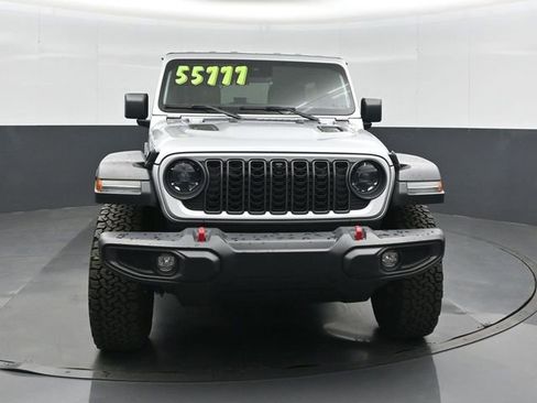Used 2024 Jeep Wrangler Unlimited Rubicon w/ Technology Group AWD/4WD image 5