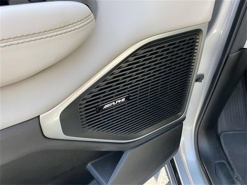 Used 2024 Jeep Wagoneer Series II image 27