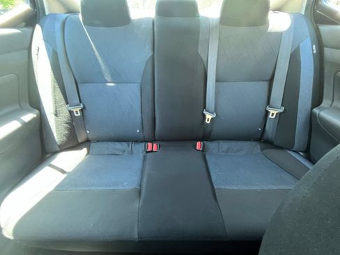 Used 2025 Nissan Versa SV FWD image 36