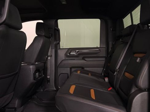 Used 2024 GMC Sierra 2500 AT4 w/ AT4 Premium Plus Package AWD/4WD image 27