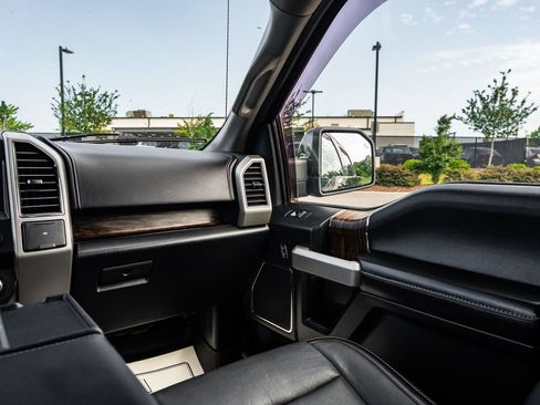 Used 2020 Ford F150 Lariat AWD/4WD image 28