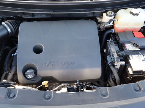 Used 2019 Chevrolet Traverse LT FWD image 43