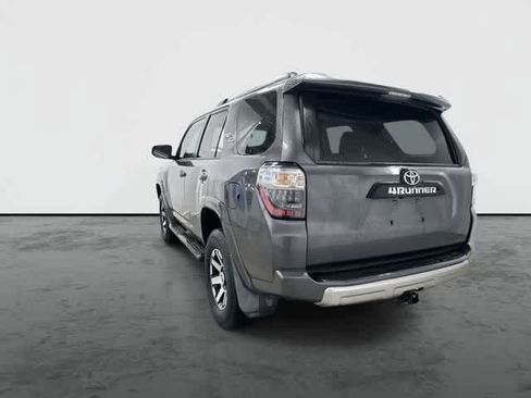 Used 2018 Toyota 4Runner TRD Off-Road AWD/4WD image 2