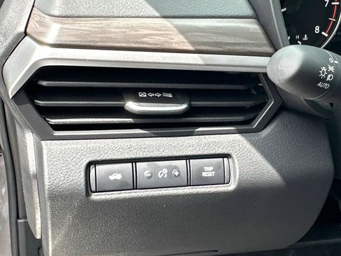 New 2026 Nissan Altima 2.5 SV FWD image 20