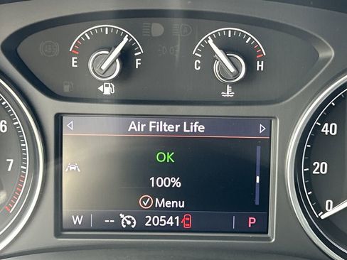 Certified 2023 Buick Enclave Essence image 30