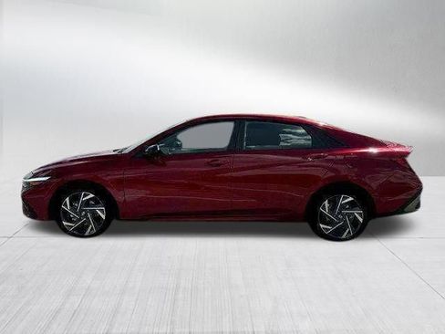 New 2025 Hyundai Elantra Sport image 3