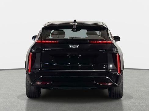 Used 2024 Cadillac Lyriq Luxury RWD image 6