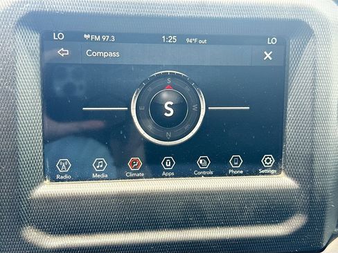 Used 2023 Jeep Wrangler Unlimited w/ Convenience Group AWD/4WD image 14