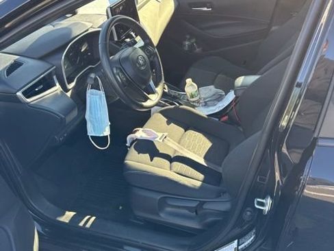 Used 2024 Toyota Corolla SE FWD image 2