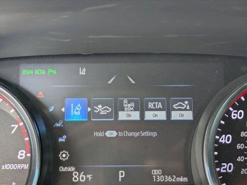 Used 2018 Toyota Camry XSE FWD image 5