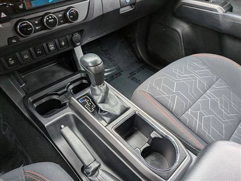 Used 2016 Toyota Tacoma TRD Sport RWD image 13