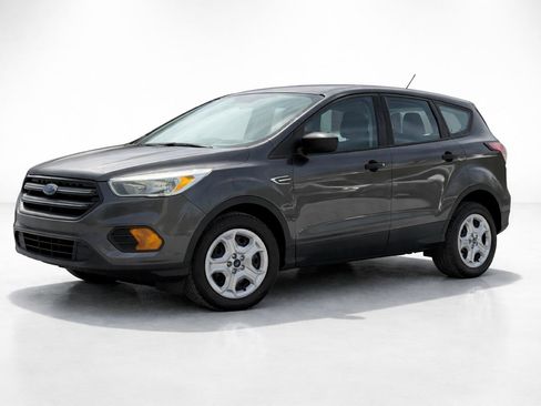 Used 2017 Ford Escape S image 9