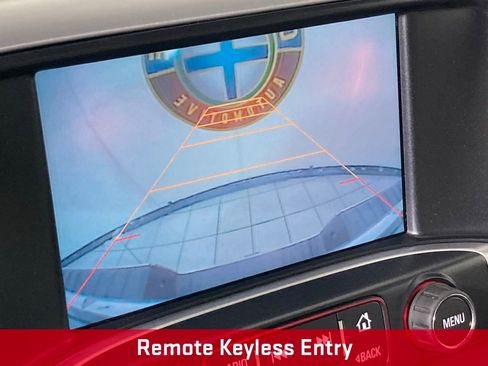 Used 2015 GMC Sierra 1500 SLE w/ SLE Value Package image 4