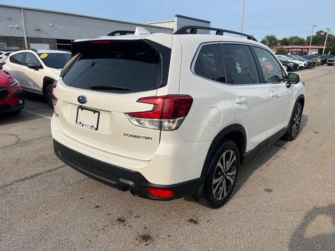 Used 2023 Subaru Forester Limited AWD/4WD image 5