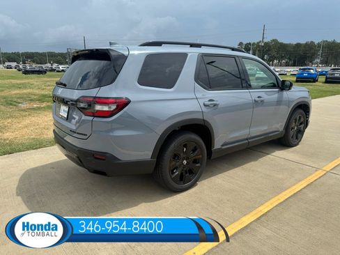 New 2026 Honda Pilot Black Edition image 5