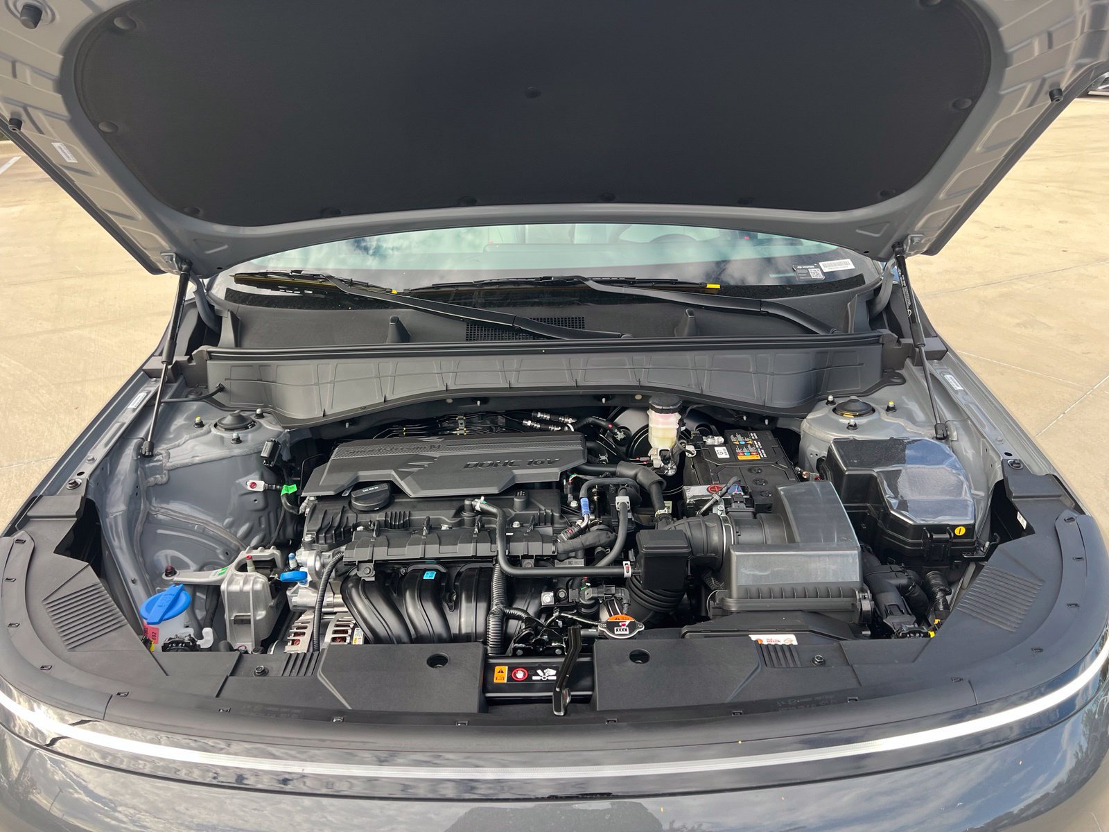 New 2027 Hyundai Kona SE FWD image 32