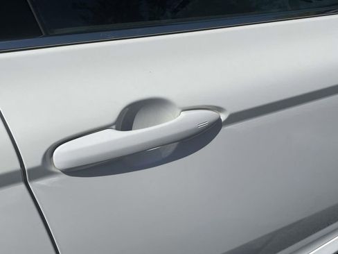 Used 2018 Toyota Camry LE w/ Convenience Package image 29