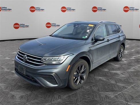 Used 2023 Volkswagen Tiguan SE image 3
