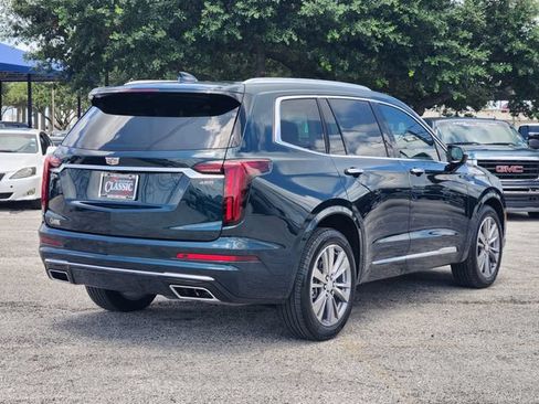 Used 2025 Cadillac XT6 Premium Luxury w/ LPO, Floor Liner Package FWD image 7