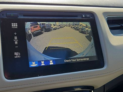 Used 2018 Honda HR-V EX image 23