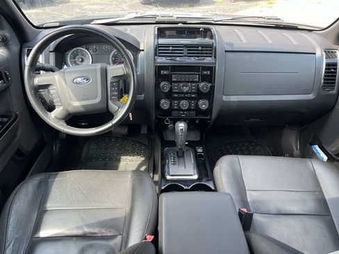 Used 2010 Ford Escape Limited FWD image 9