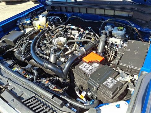 Used 2025 Ford Bronco Badlands image 27