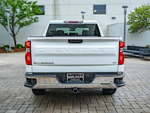 Used 2023 Chevrolet Silverado 1500 LT RWD image 6