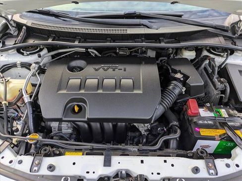 Used 2013 Toyota Corolla LE image 21