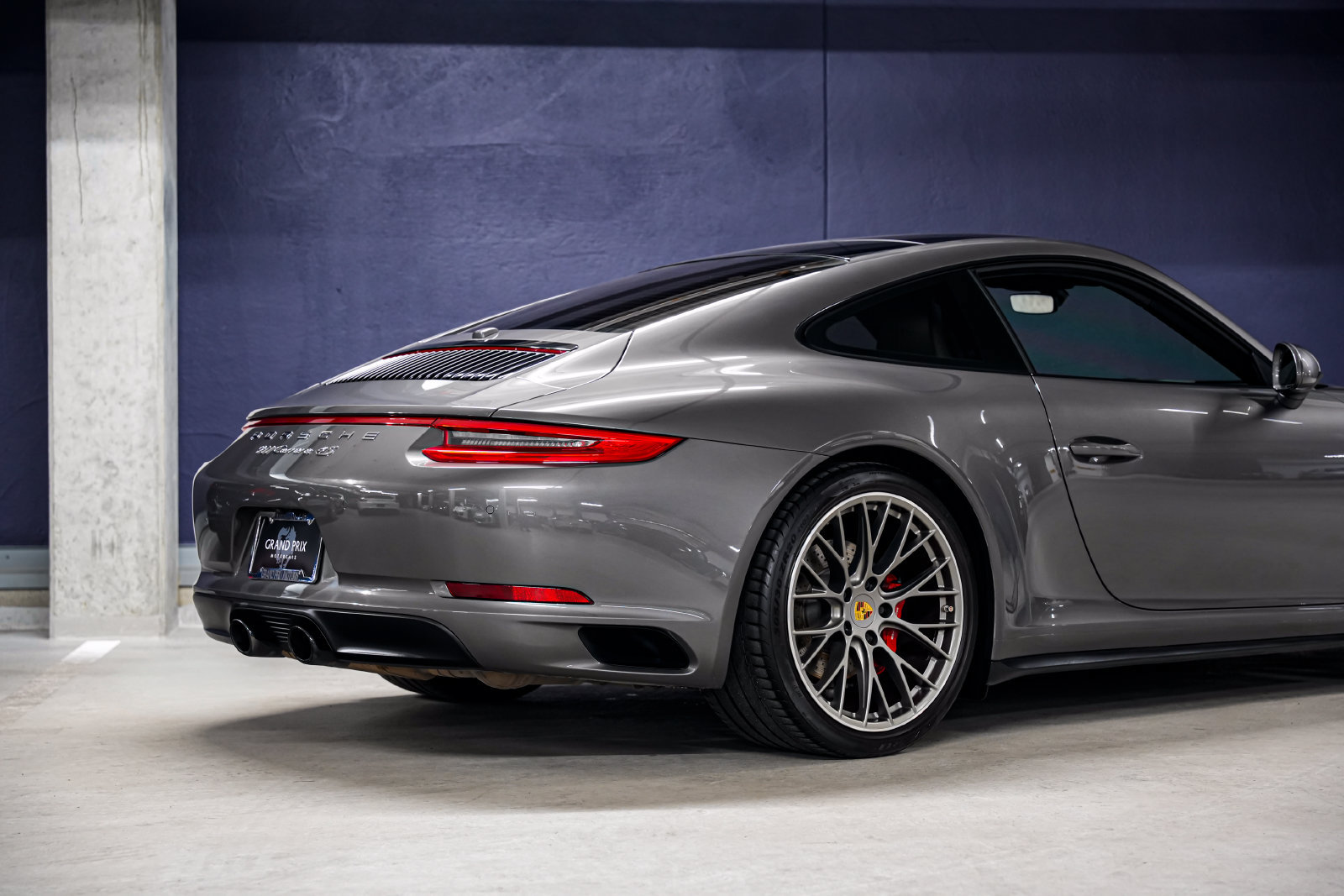 Used 2019 Porsche 911 Carrera 4S AWD/4WD image 37