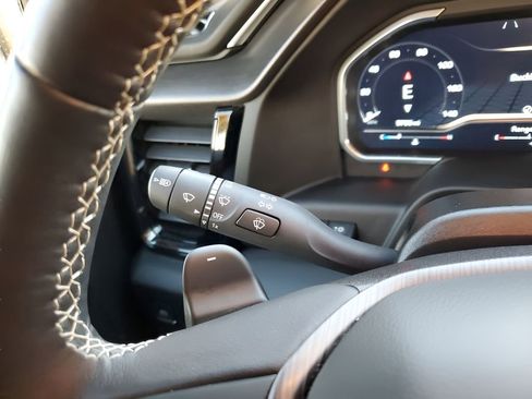 Used 2024 GMC Sierra 1500 Denali Ultimate image 36