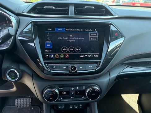 Used 2022 Chevrolet TrailBlazer RS w/ Convenience Package FWD image 6