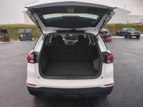 Certified 2024 Chevrolet Equinox LS w/ Driver Confidence II Package image 26