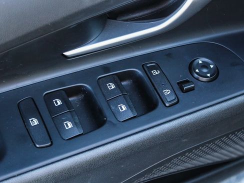 Certified 2023 Hyundai Elantra SEL image 23