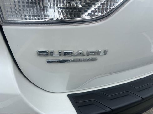 Used 2023 Subaru Forester Premium image 8