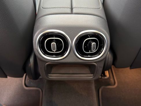 New 2026 Mercedes-Benz GLC 300 image 16