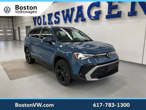 New 2026 Volkswagen Taos SEL image 5