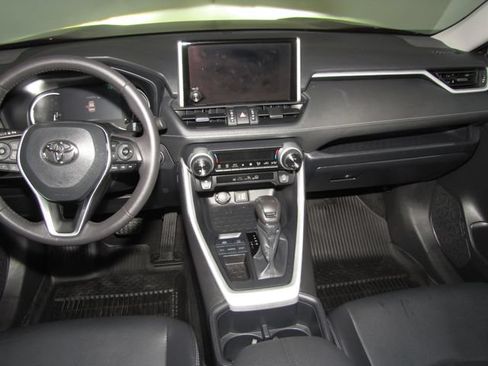 Used 2025 Toyota RAV4 XLE Premium FWD image 14