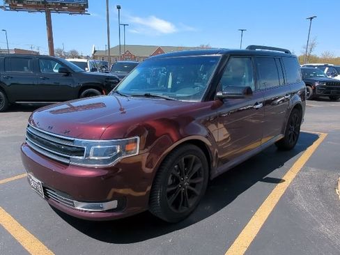 Used 2018 Ford Flex Limited w/ Equipment Group 303A AWD/4WD image 3